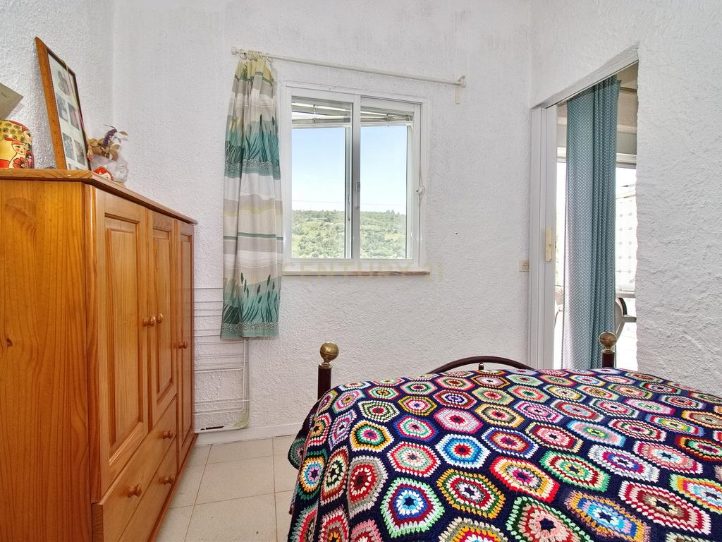 Apartamento T1+2 na Histórica Aldeia do Castelo de Sesimbra - Image 12