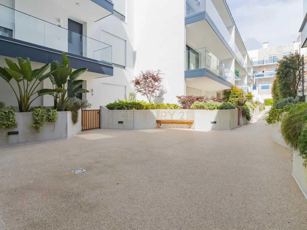 Excelente Penthouse T2 NOVA a 300 metros da praia - Image 6