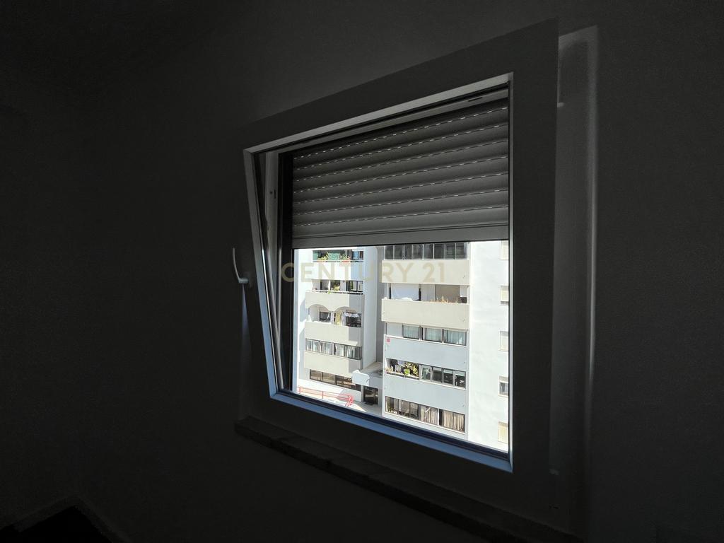 Apartamento T2 totalmente Remodelado. - Image 43