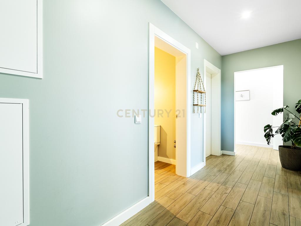 Luxuosa Moradia Isolada com Vista Mar em Castro Marim - Image 14