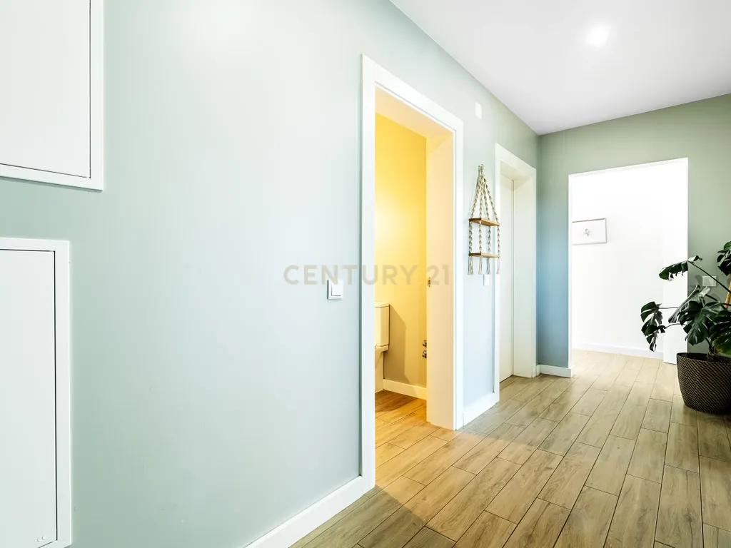 Luxuosa Moradia Isolada com Vista Mar em Castro Marim - Image 14