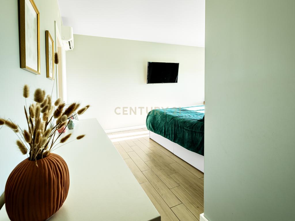 Luxuosa Moradia Isolada com Vista Mar em Castro Marim - Image 22