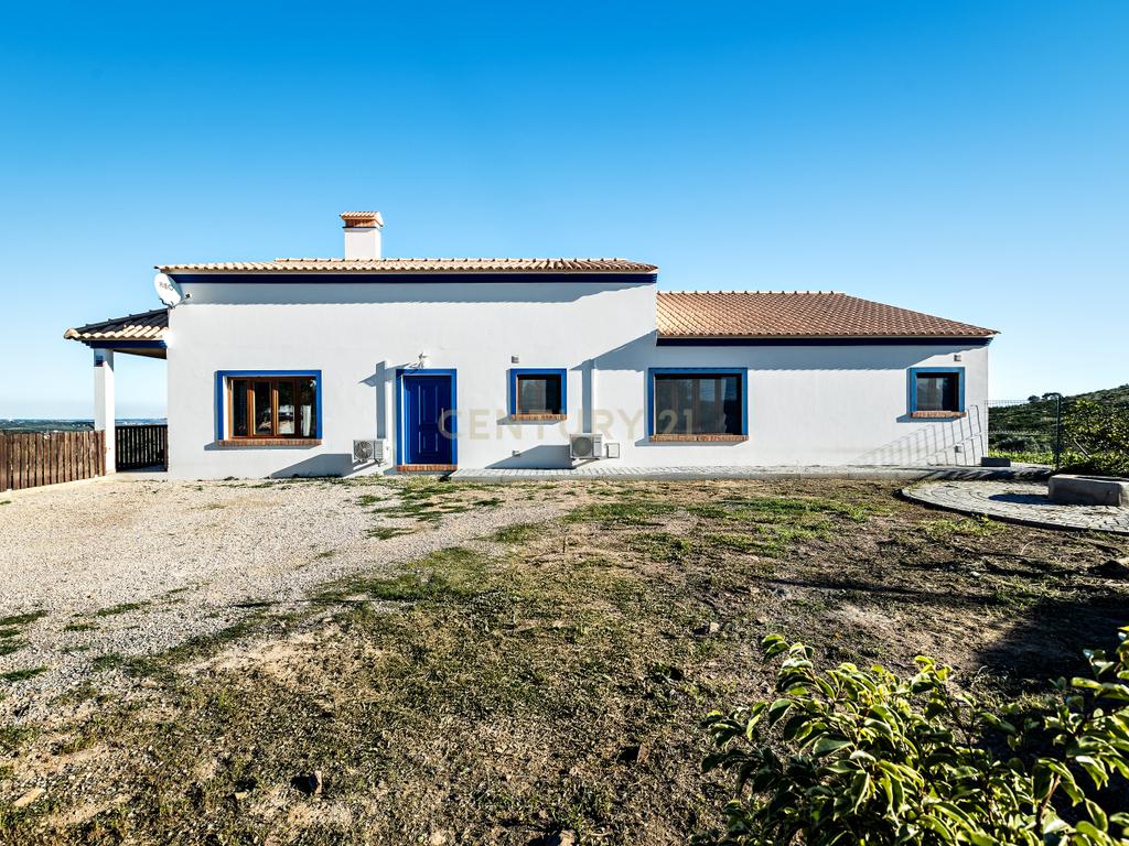 Luxuosa Moradia Isolada com Vista Mar em Castro Marim - Image 28