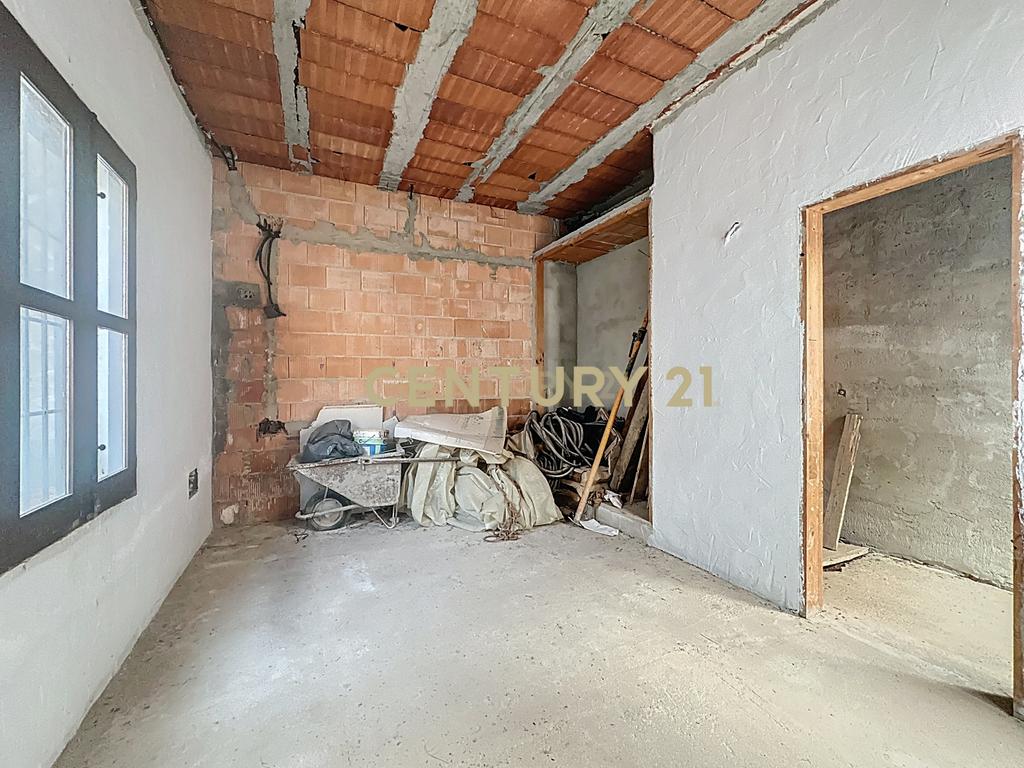 Grande casa de 9 quartos com piscina em El Acebuchal, ideal para um B&B ou retiro rural - Image 8