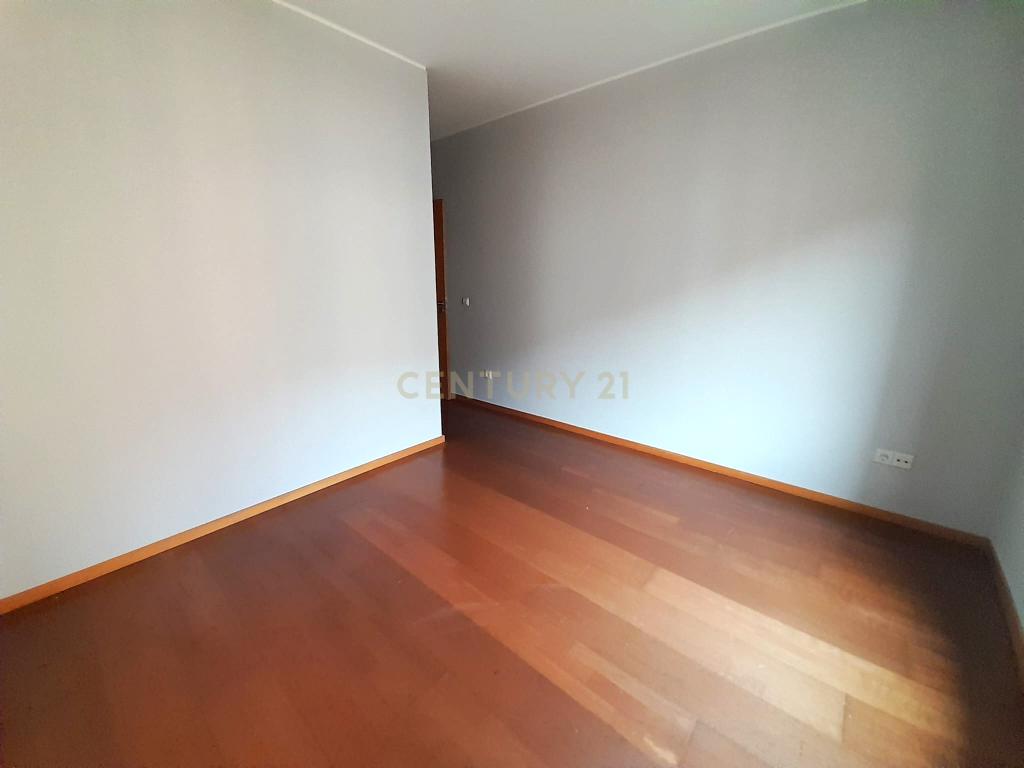 T2 no Empreendimento da Quinta da Seara - Image 8