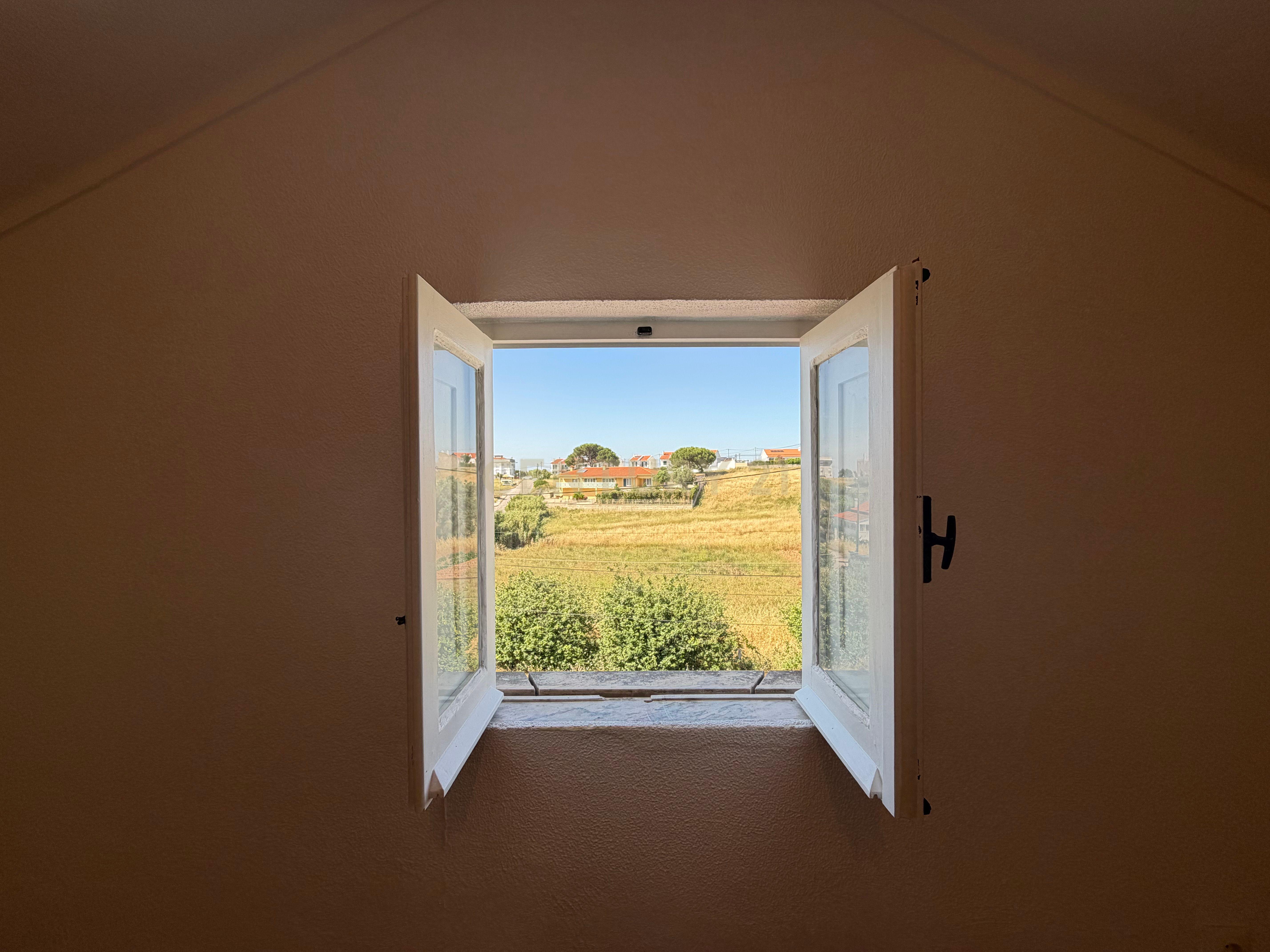 Apartamento T1 em Sesimbra (Castelo), Remodelado, com Terraço
