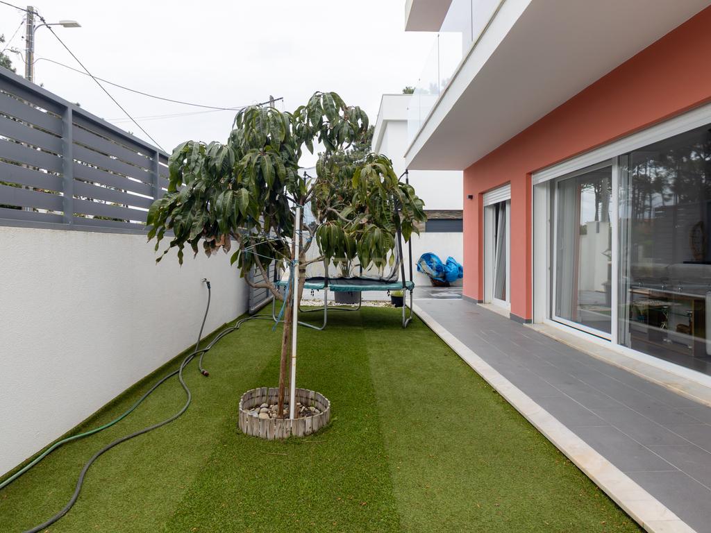 Moradia recente na aroeira V 4 com piscina - Image 32