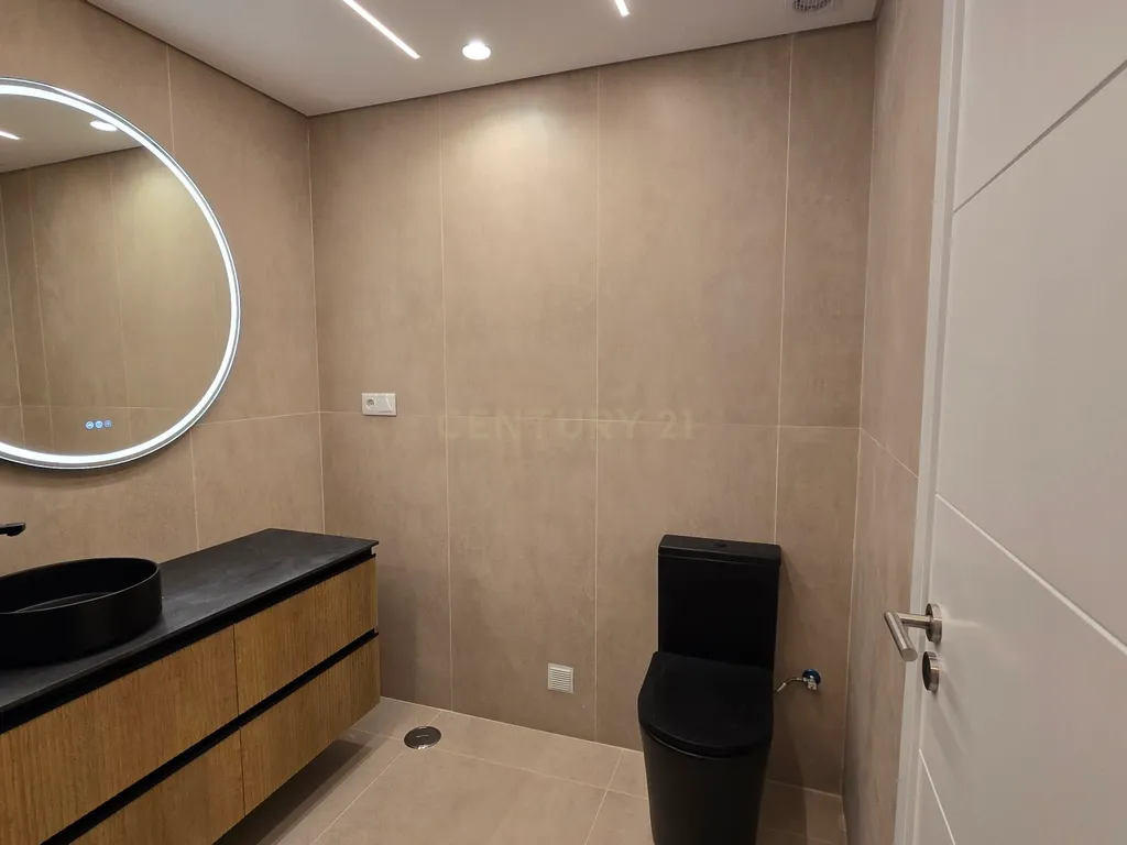 Luxuosa Penthouse Duplex T4+1 na Costa da Guia, em Cascais, com Vista Mar - Image 23