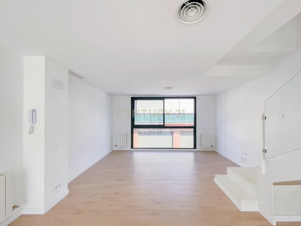 🏡 Uma nova vida em Hostalric: design, conforto e sustentabilidade - Image 17