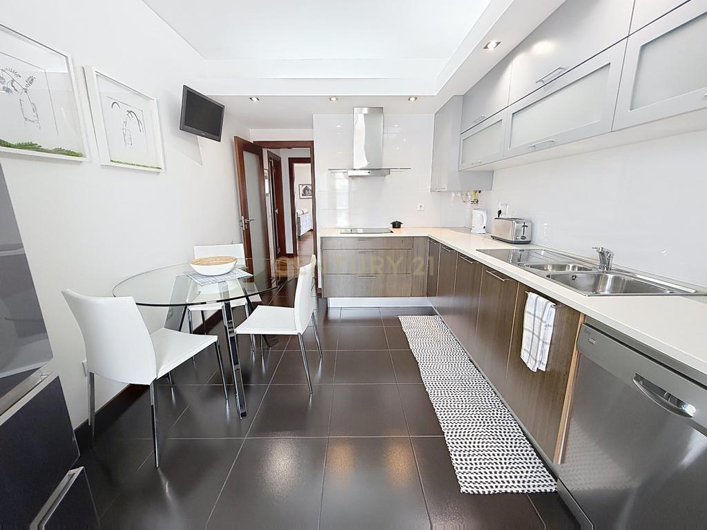 Apartamento T2 em Nazaré, Leiria - Perto da Praia e Comércio - Image 19