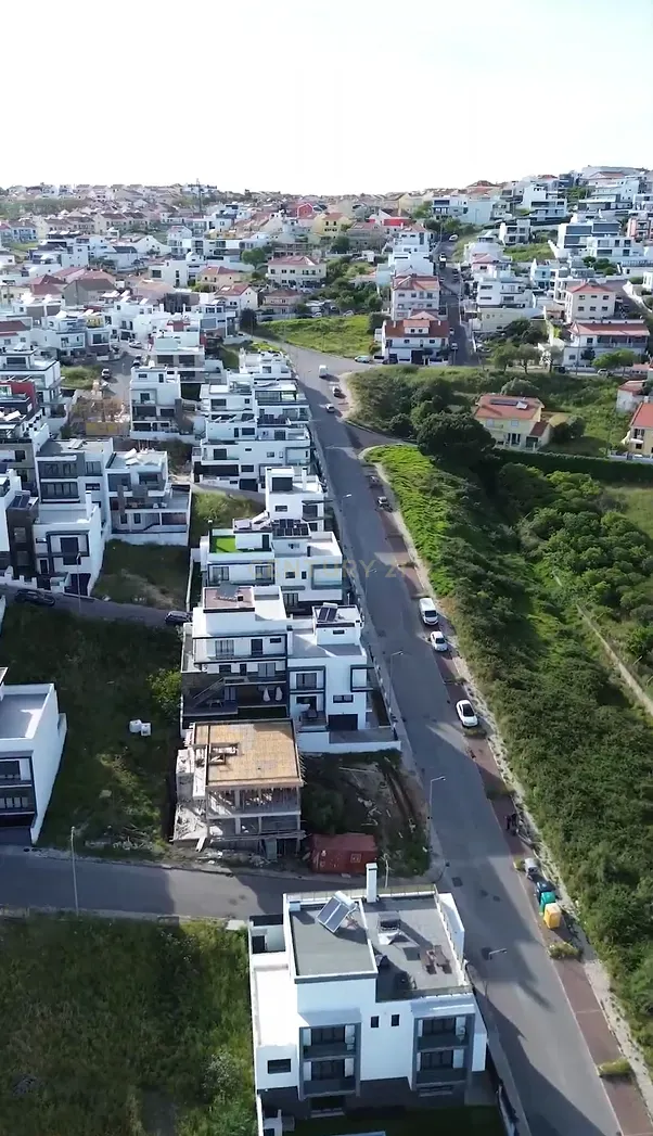 Fotografia 10 de Terreno Urbano em Famões - Trigache