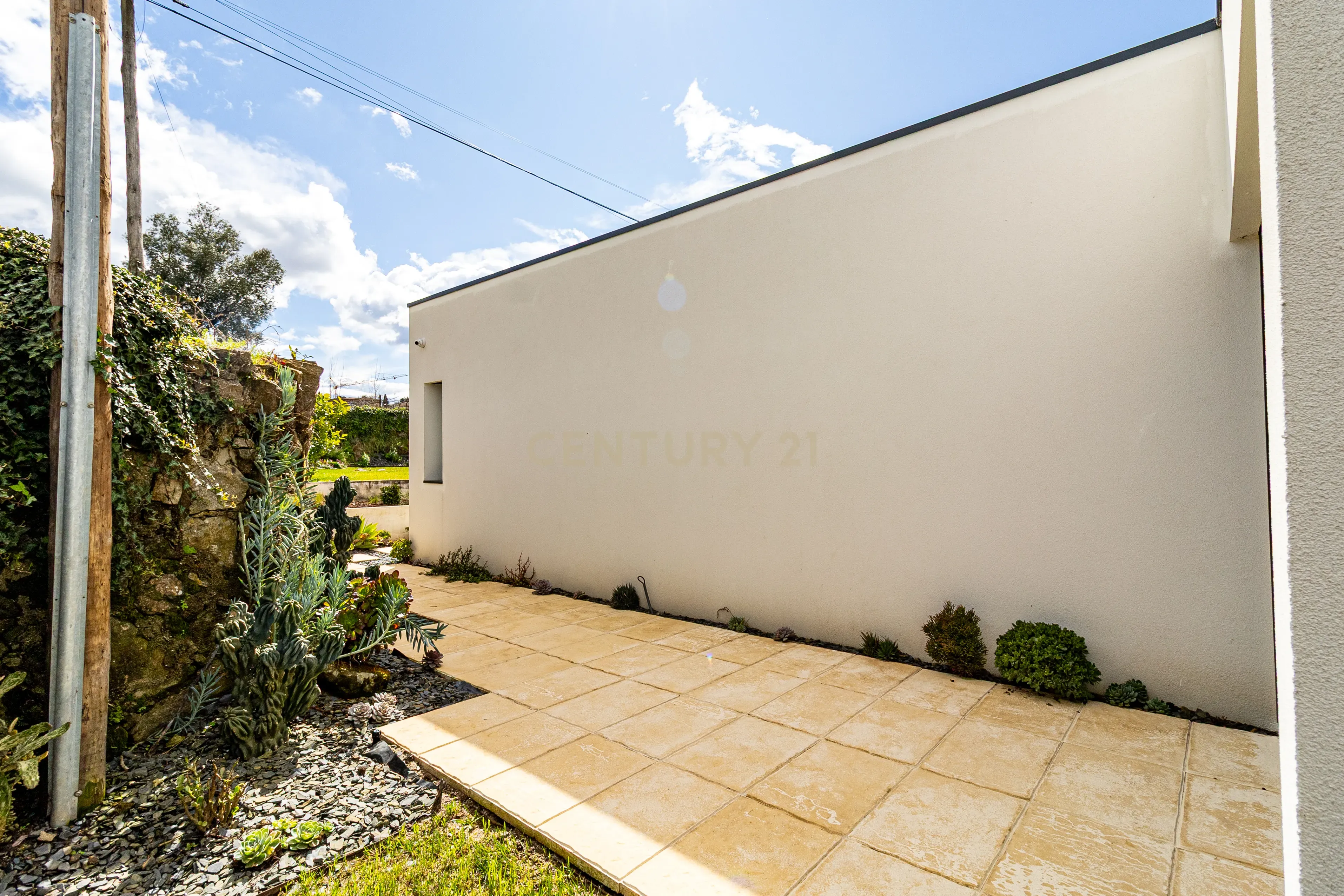 Moradia Térrea com piscina T3 + Escritório em Braga - Image 51