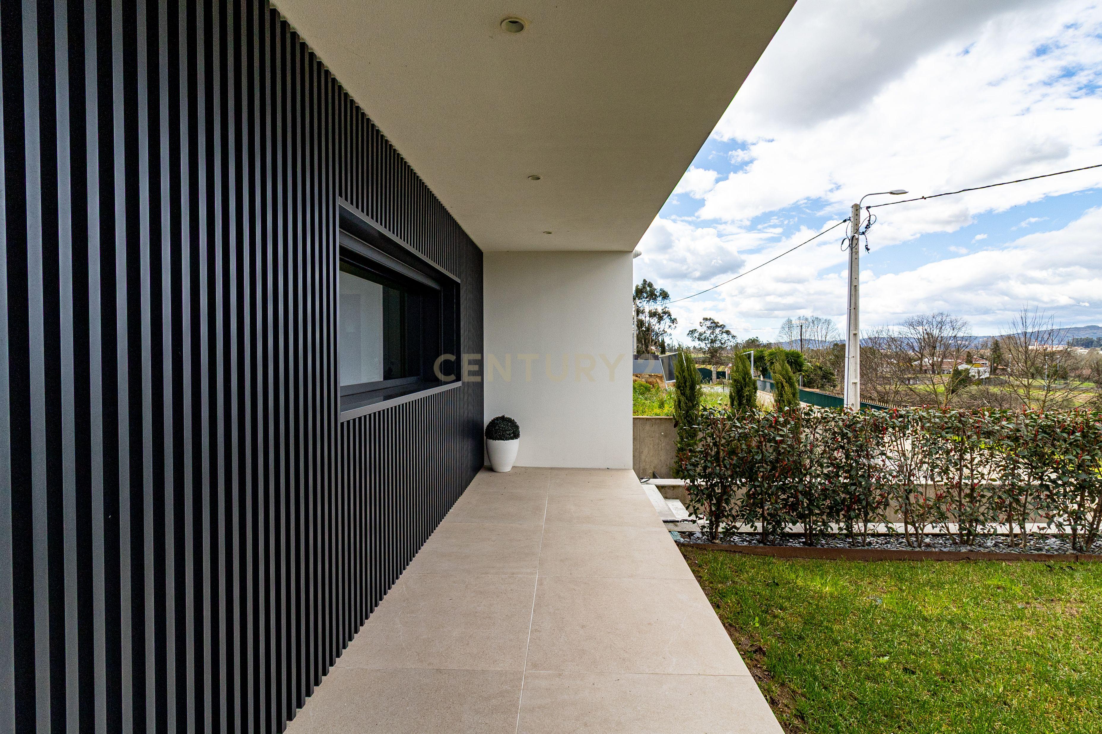 Moradia Térrea com piscina T3 + Escritório em Braga - Image 52