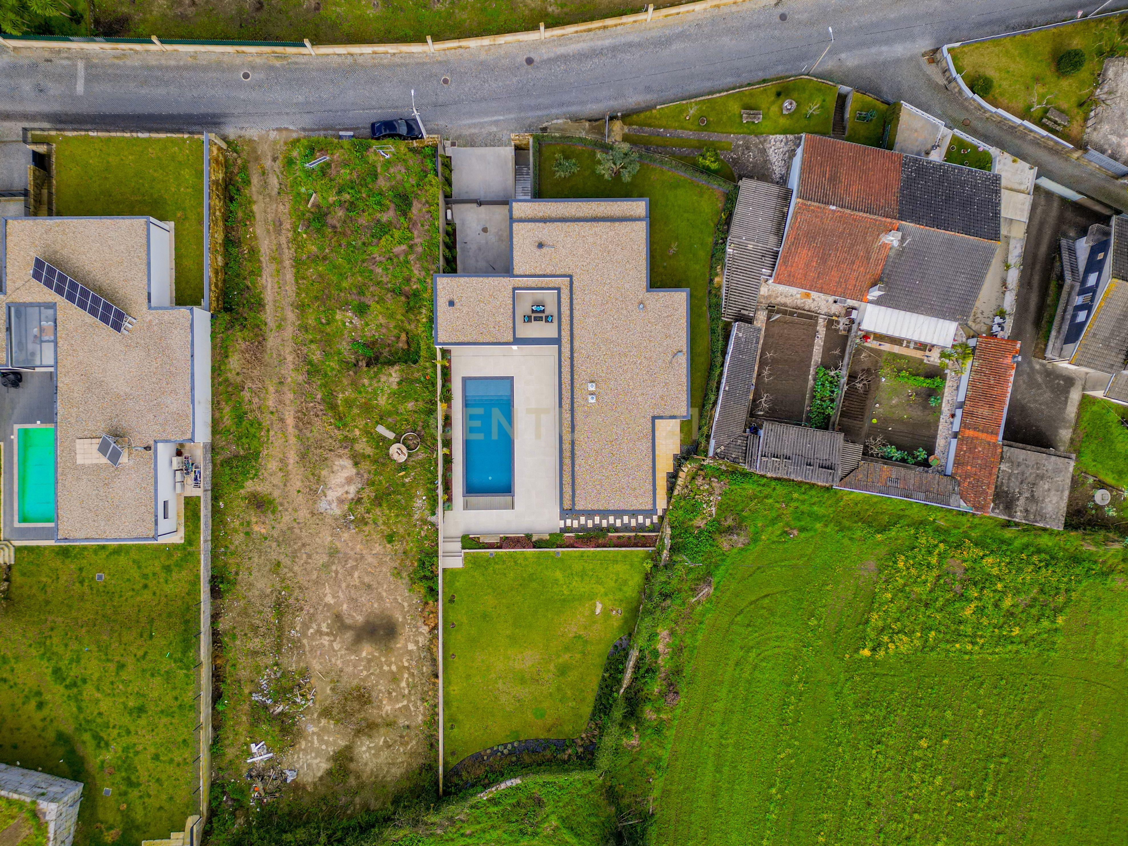 Moradia Térrea com piscina T3 + Escritório em Braga - Image 4