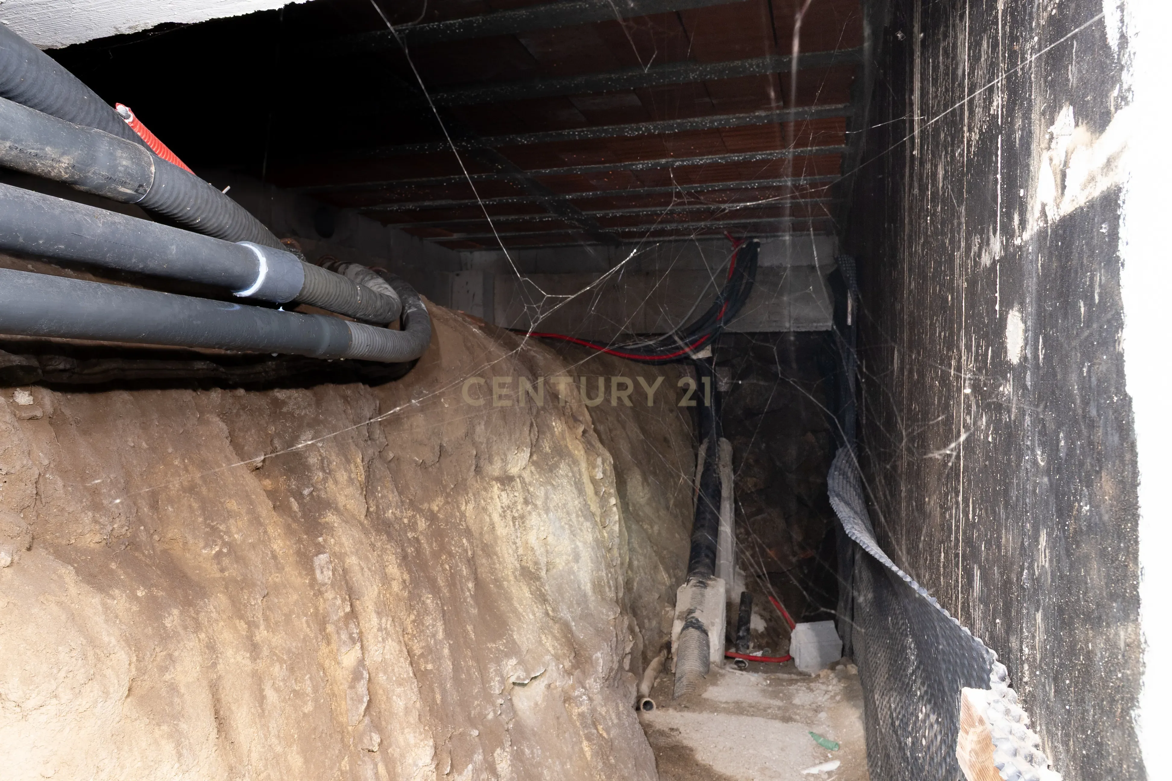 Moradia Térrea com piscina T3 + Escritório em Braga - Image 56