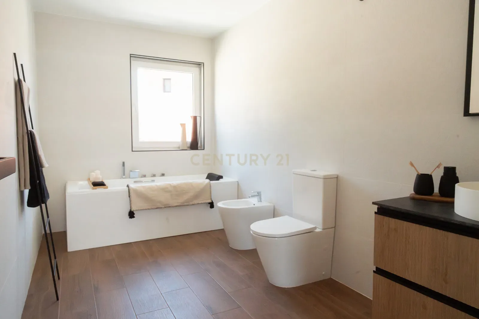 🏡 Casa nova em Cunit – Design, eficiência e conforto junto ao mar Estreie o seu lar ideal na rua Havana em Cunit! - Image 35