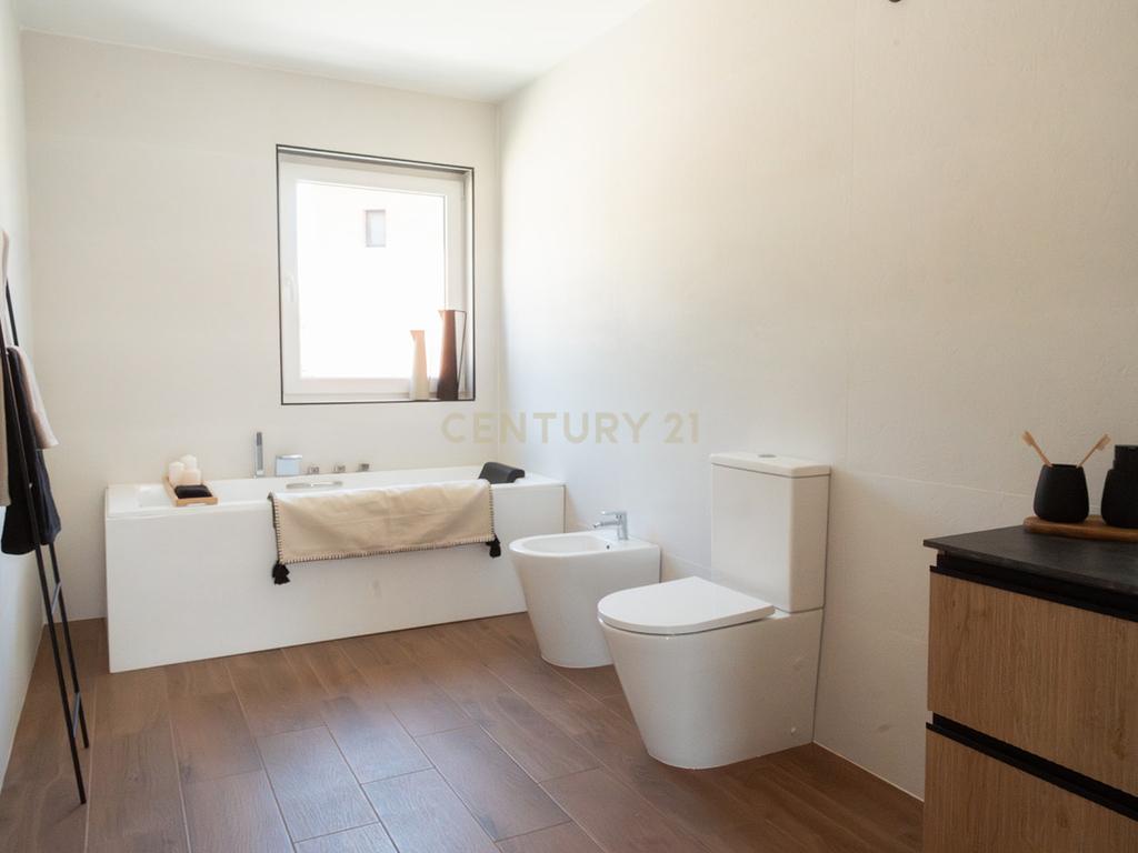 🏡 Casa nova em Cunit – Design, eficiência e conforto junto ao mar Estreie o seu lar ideal na rua Havana em Cunit! - Image 30