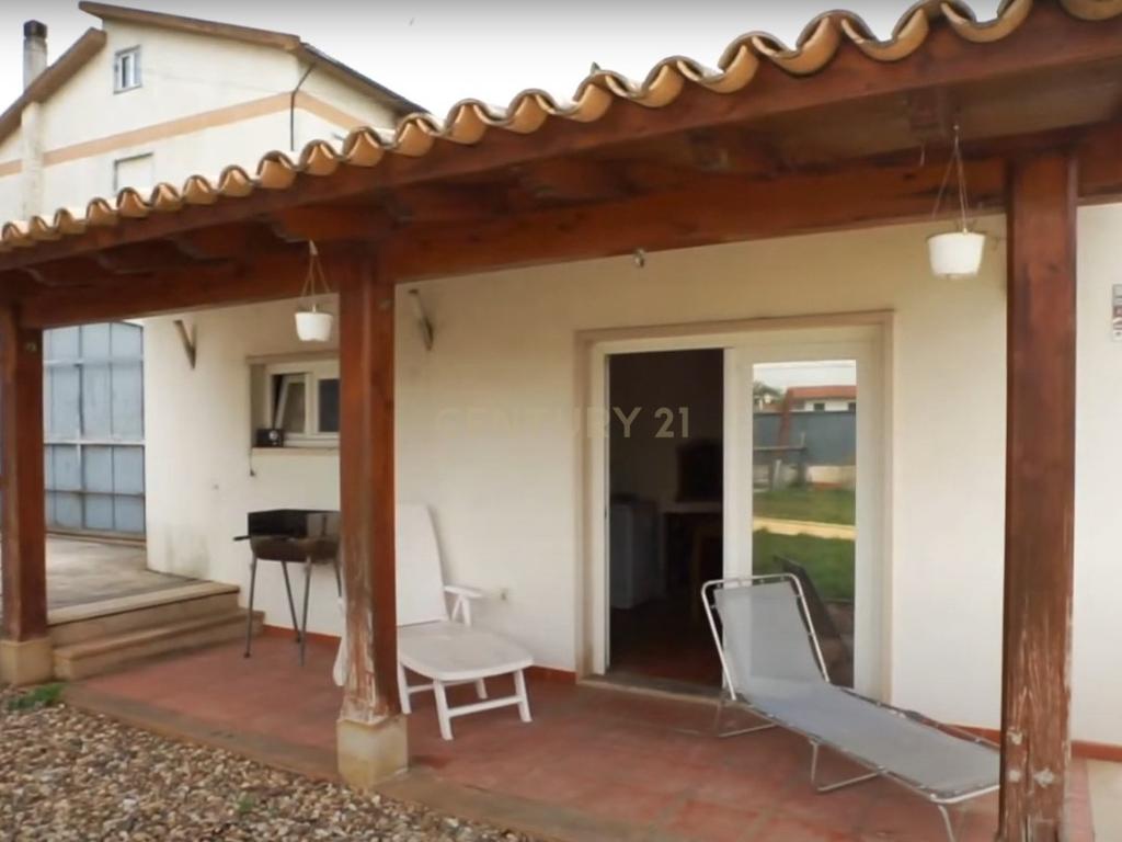 Moradia T4 com piscina - Image 16