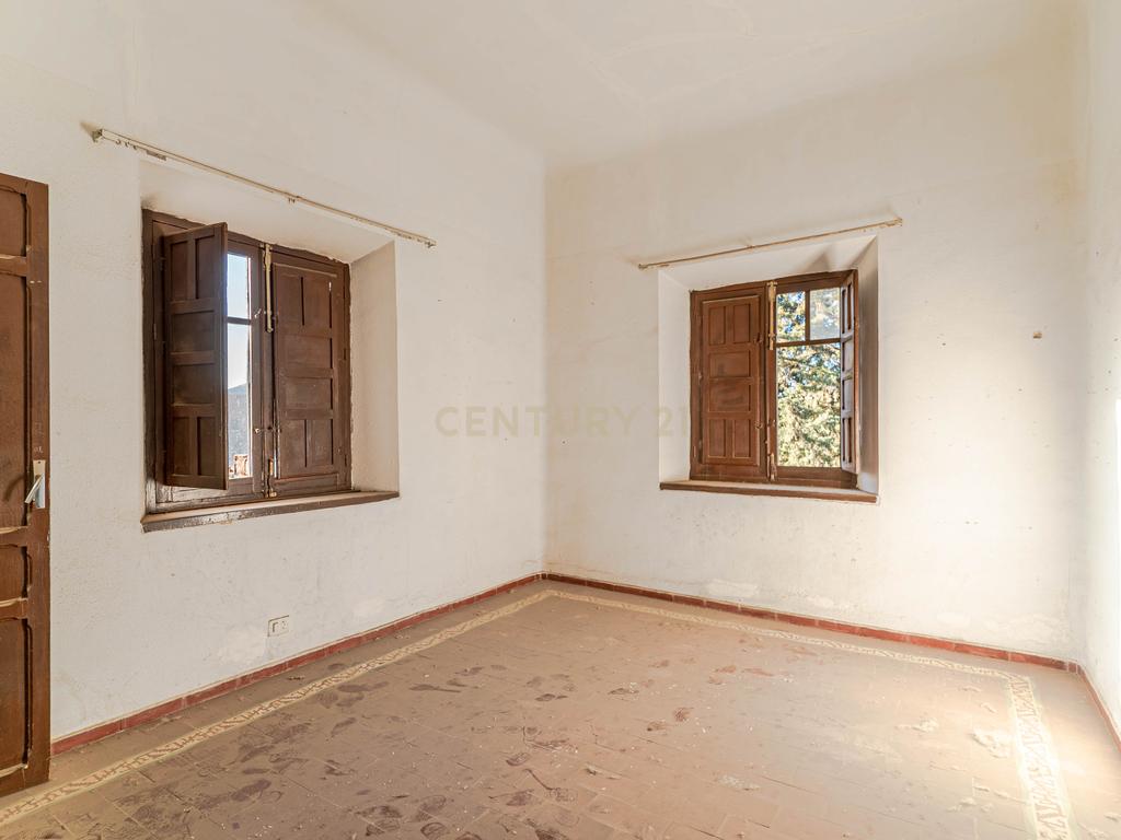 undefined - Image 21