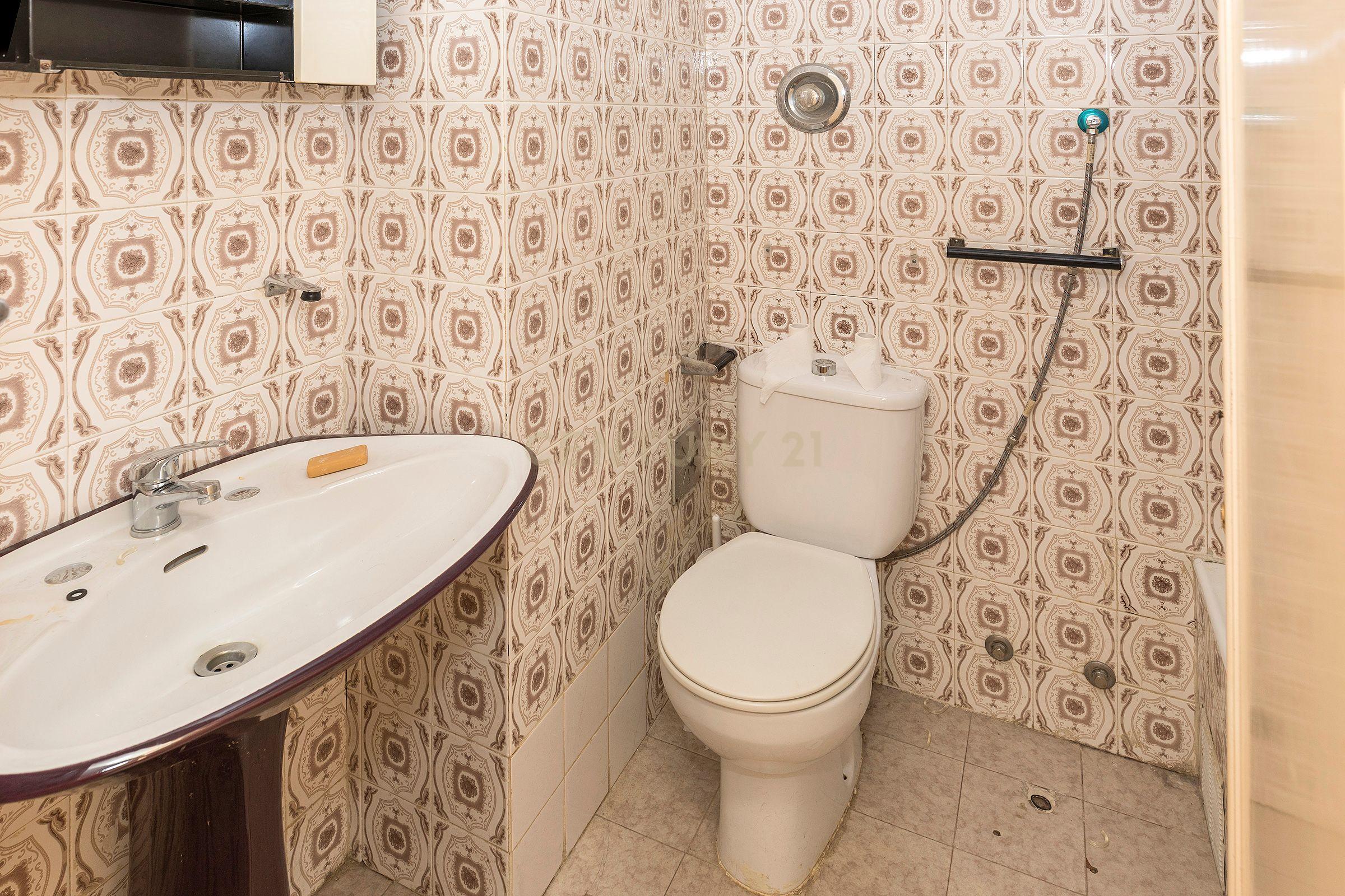 Apartamento T6 | Último Andar | 226m² | Quinta das Palmeiras, Oeiras - Image 19