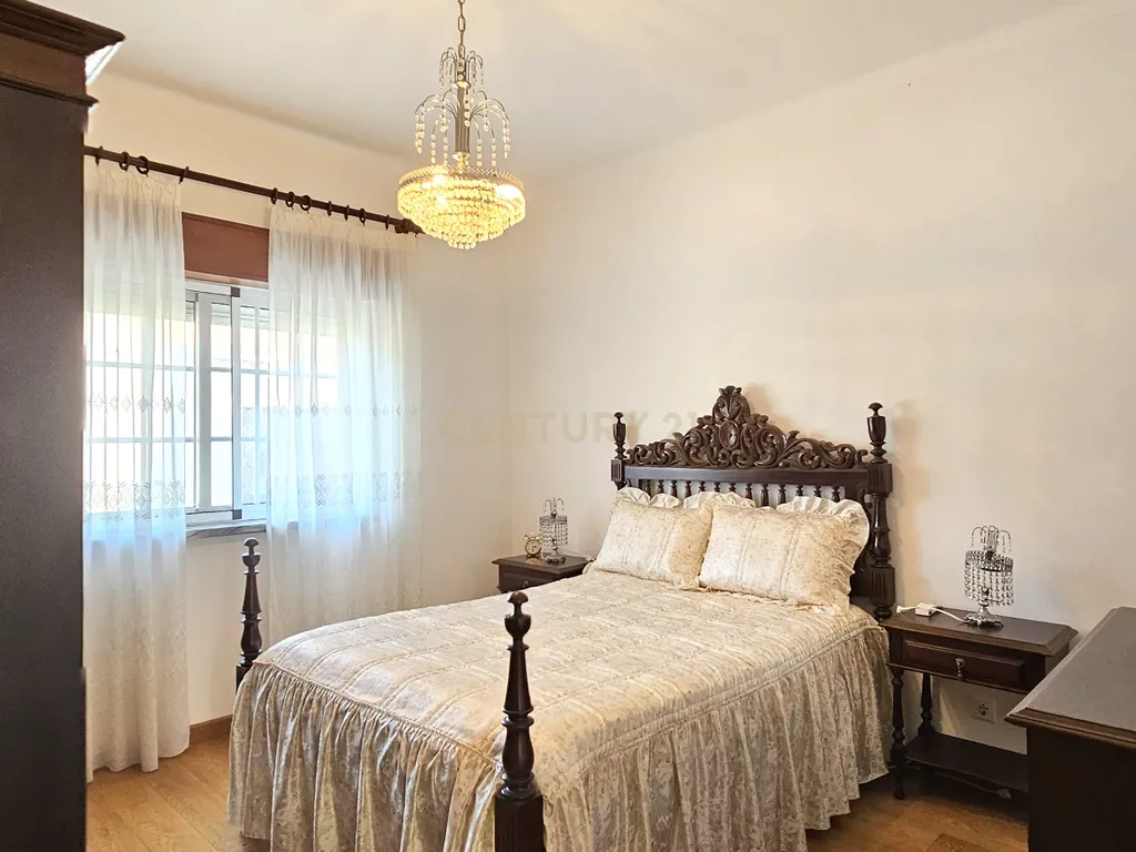 Vila T2+2 em Vendas Novas - Image 19