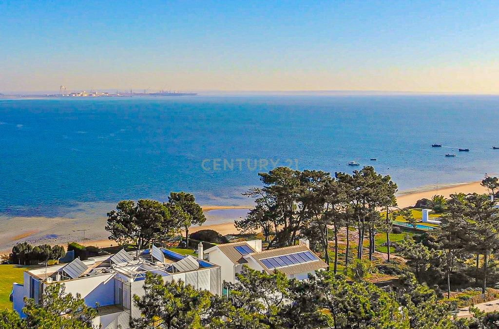 MORADIA T4/T5 DE LUXO EM SOLTROIA - Image 3