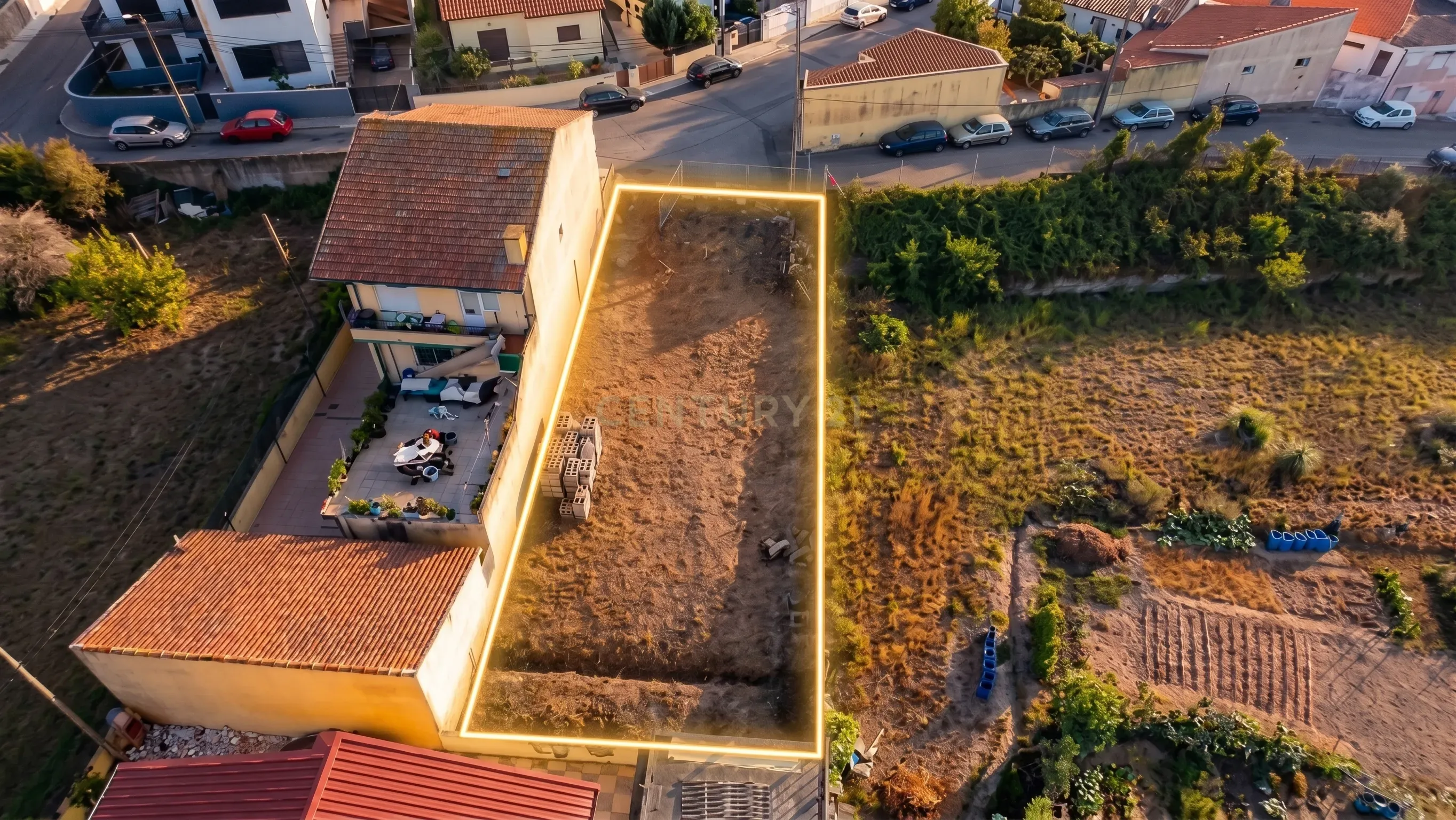 Fotografia 3 de Terreno urbano com 371m2 em Guifões, Matosinhos