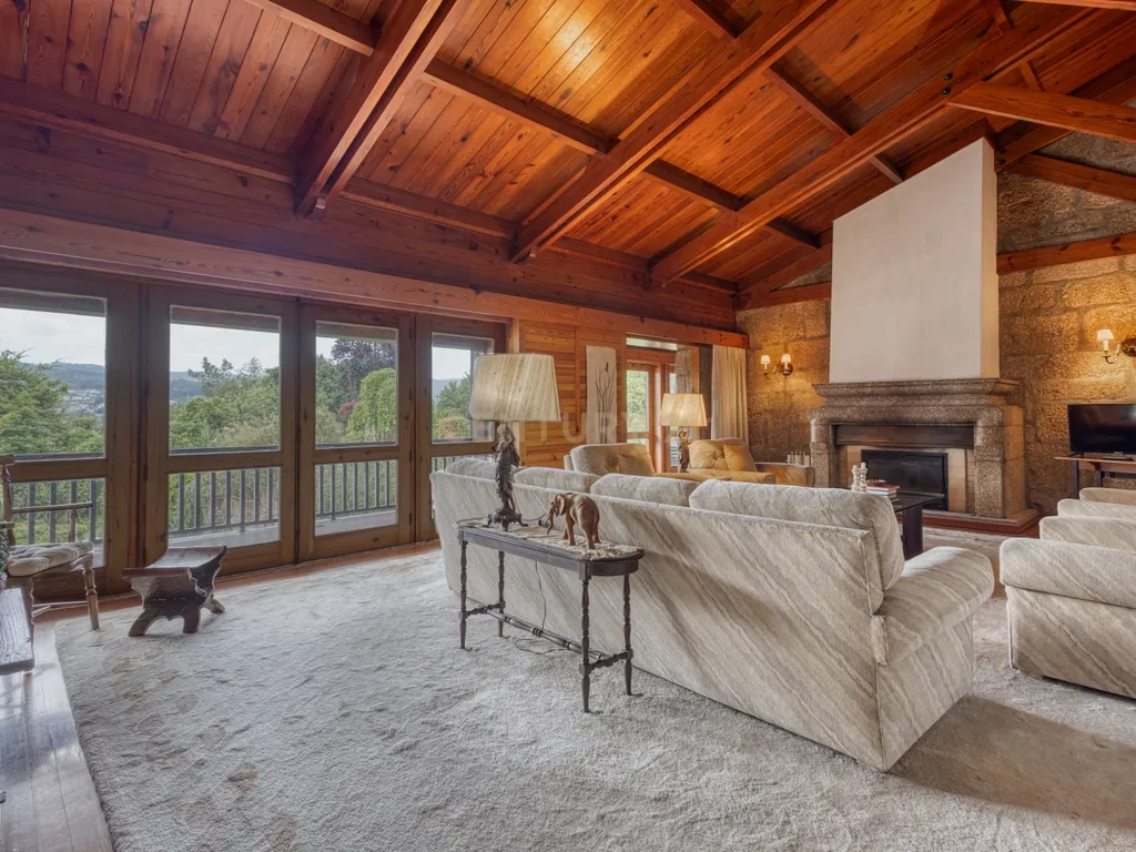 Herdade em Moreira de Cónegos – Moradia com 4 Frentes com Piscina 6 Hectares de terreno ideal para Organização de eventos, Alojamento local , boutique hotel etc - Image 54