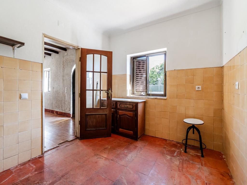 Moradia em lote de 535m² | Fernão Ferro - Image 7