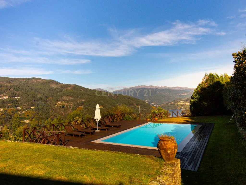 Moradia de Luxo na Caniçada, Gerês com vistas rio - Image 31
