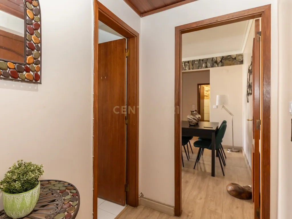 Apartamento T2 - Feijó com varanda - Image 10