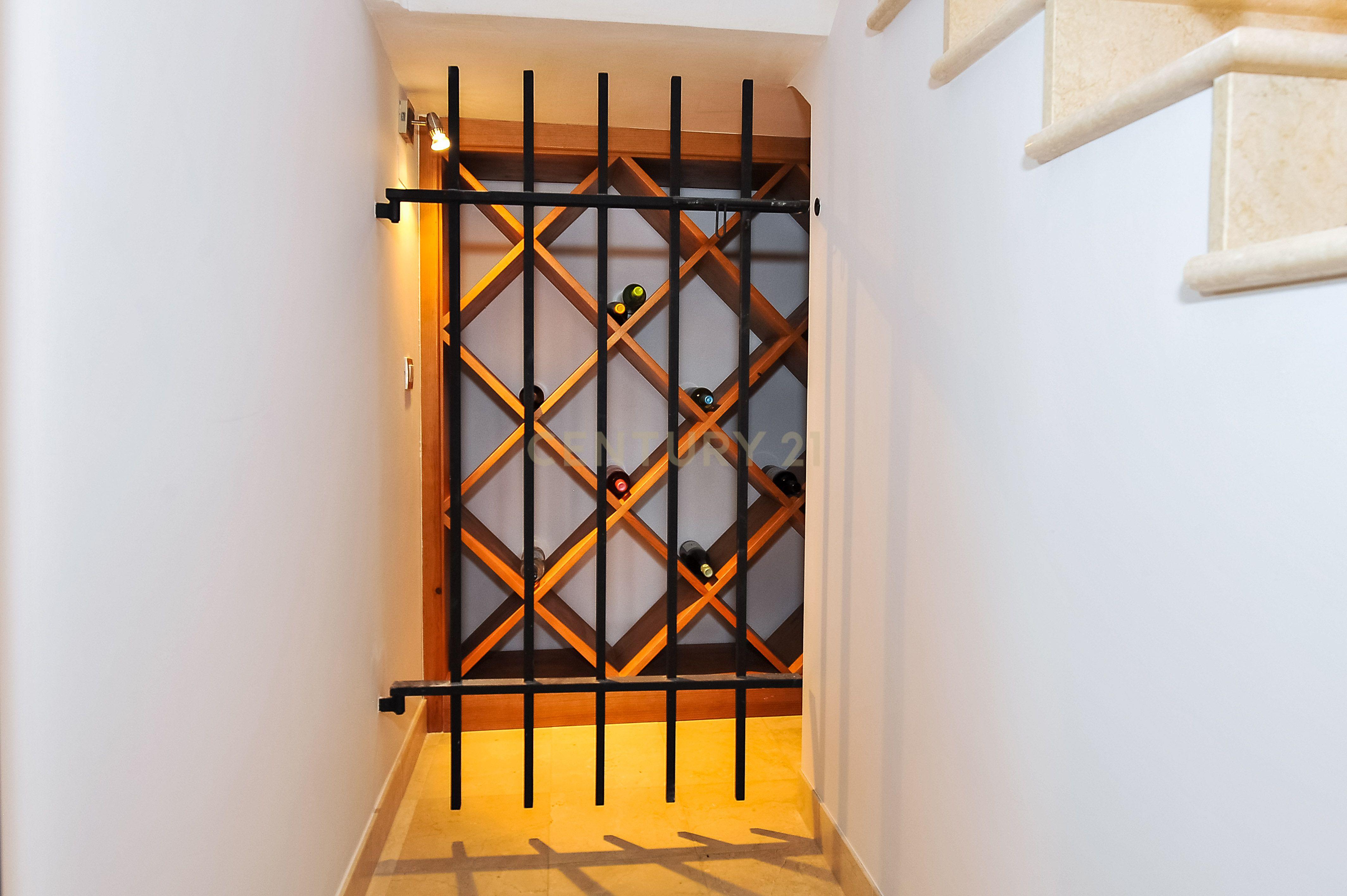 MORADIA T6 - EXELENTE INVESTIMENTO - Image 36