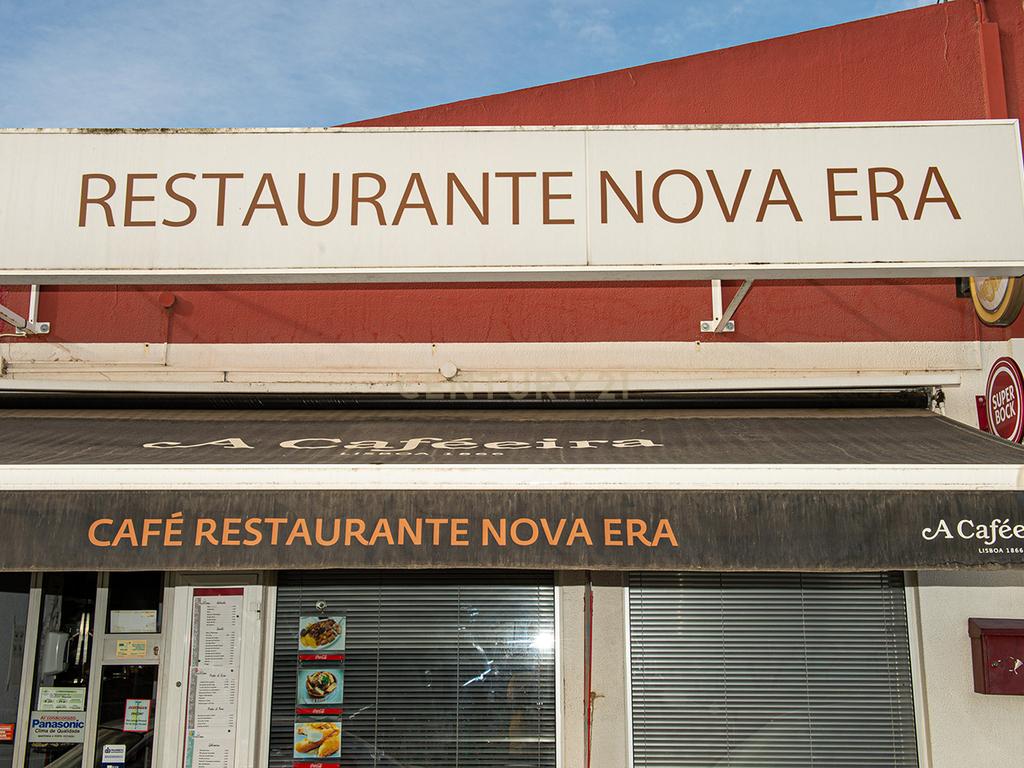 Restaurante com 60 lugares e um Apartamento T2 - Image 1