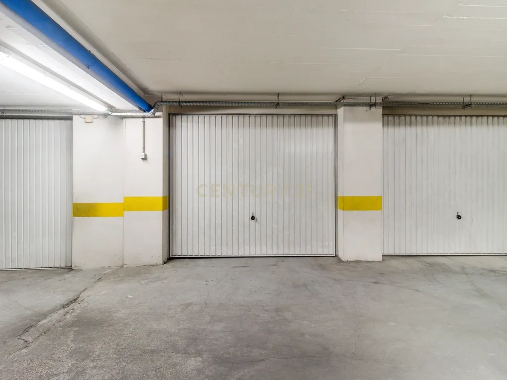 Apartamento T3 com Terraço e Acessibilidade em Amadora - Image 8