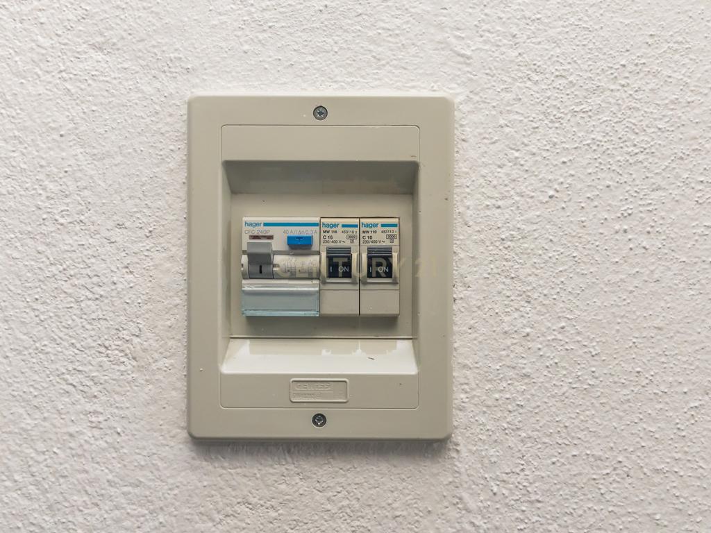 Garagem Box Fechada de 28m² – Bairro da Cascalheira, Pinhal Novo - Image 5