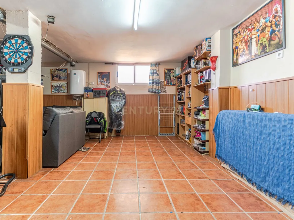 Casa em Cúllar Vega, Granada - Oportunidade Quase Nova - Image 34