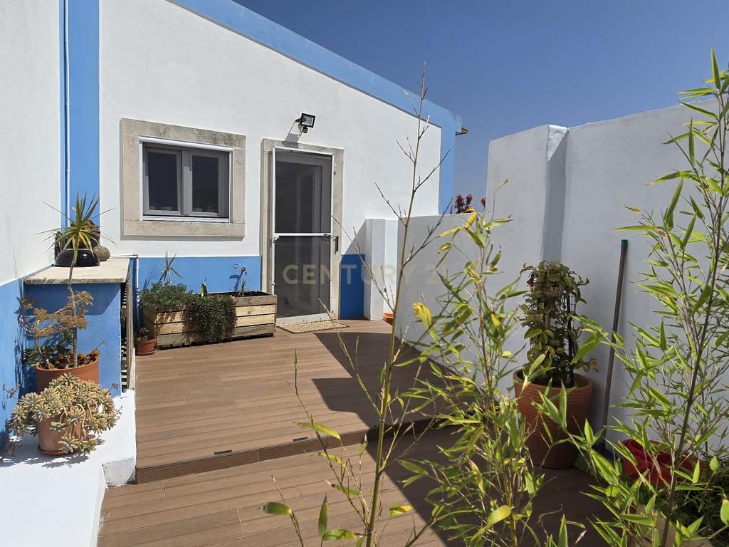 Moradia Renovado com Terraço e Jardim Caixaria - Torres Vedras  - Image 32