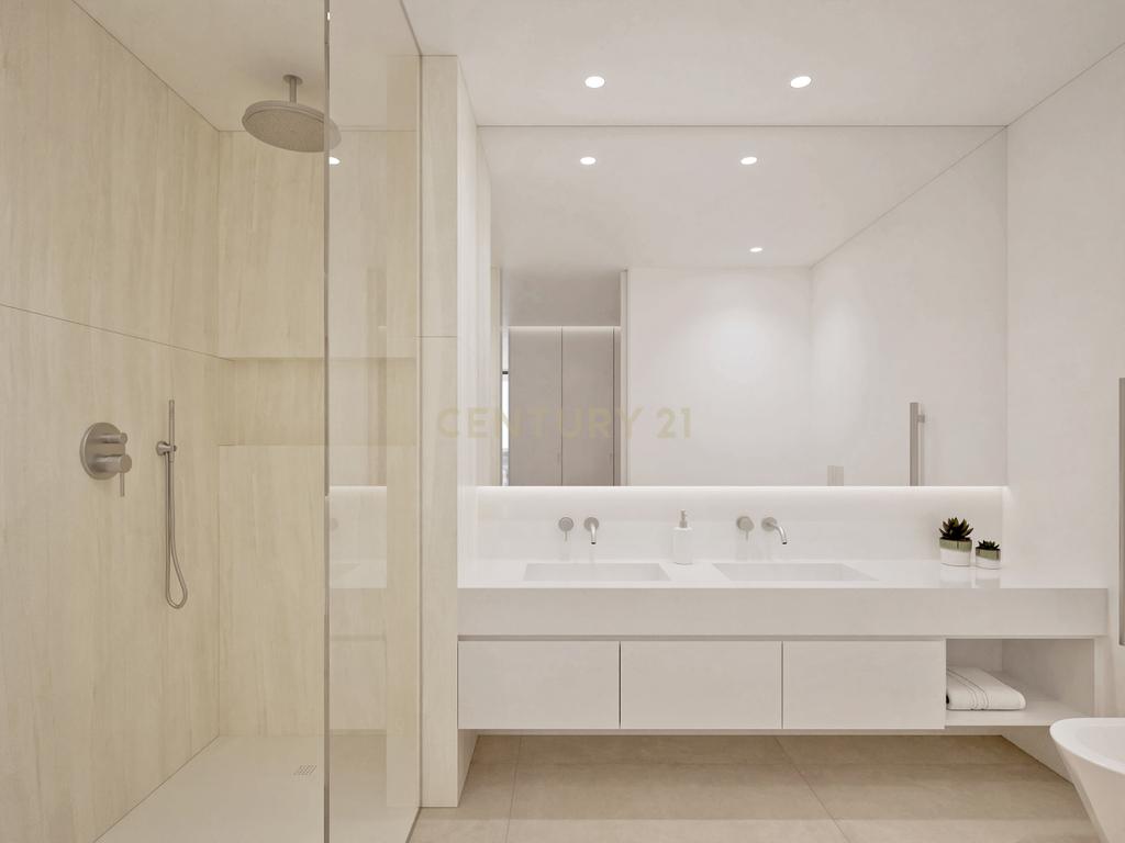 Moradia T4 de Luxo com piscina, em Lagos com Vistas Deslumbrantes sobre o mar, a 300m da Praia. - Image 17