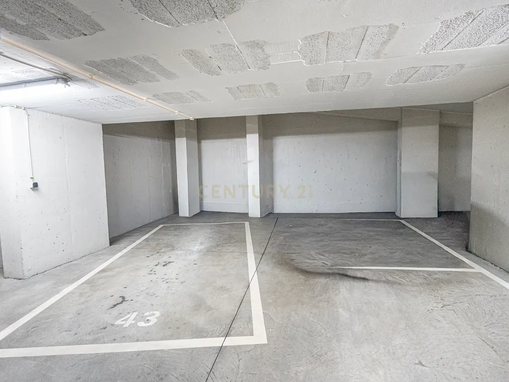 T4 Duplex com Rooftop e Vista Panorâmica sobre o Tejo – Parque das Nações - Image 25