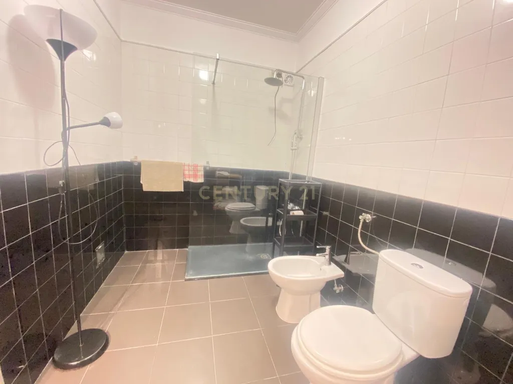 Apartamento T0 (88 m²) com terraço – Próximo de Cascais - Image 20