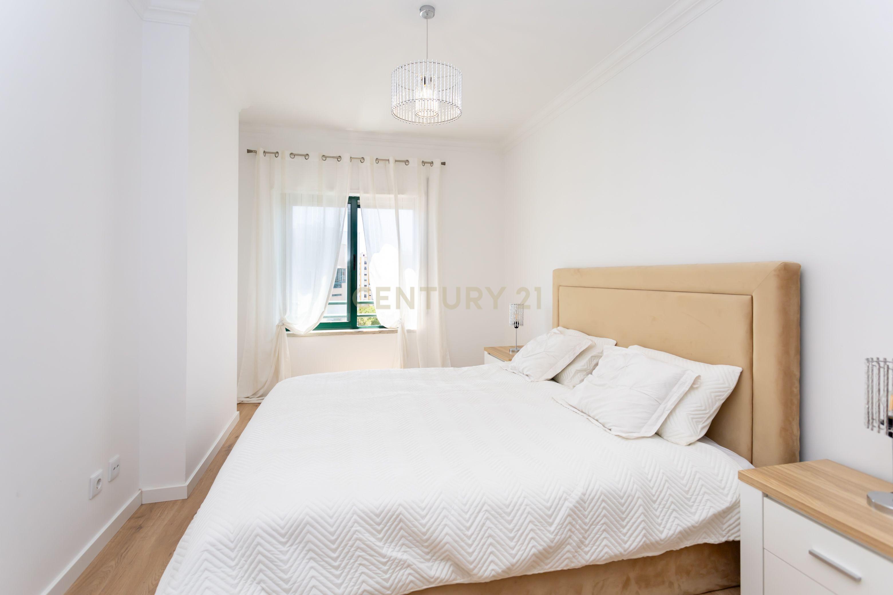 Fabuloso Apartamento T2 + garagem - Monte Belo Norte - Image 9