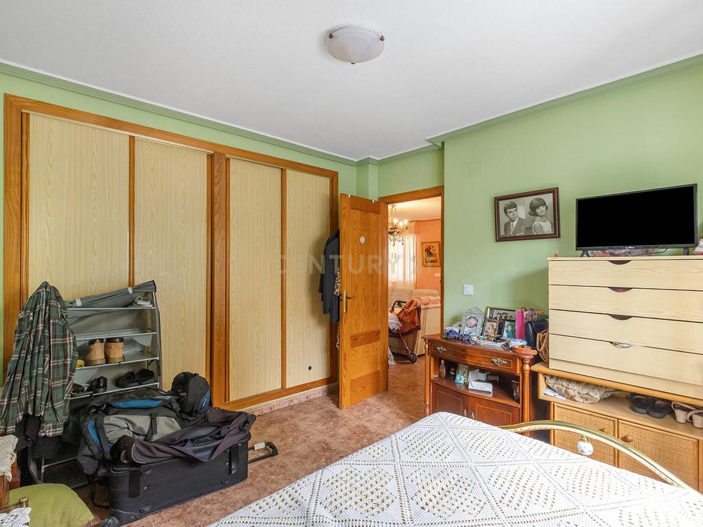 Chalet em Torrevieja, Alicante — Oportunidade de Investimento - Image 23