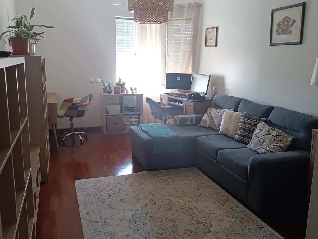 Apartamento T3 com 115 m² em Fazendas de Almeirim, concelho de Almeirim, distrito de Santarém. Apartamento localizado no 2. º andar de um edifício sem elevador. - Image 28