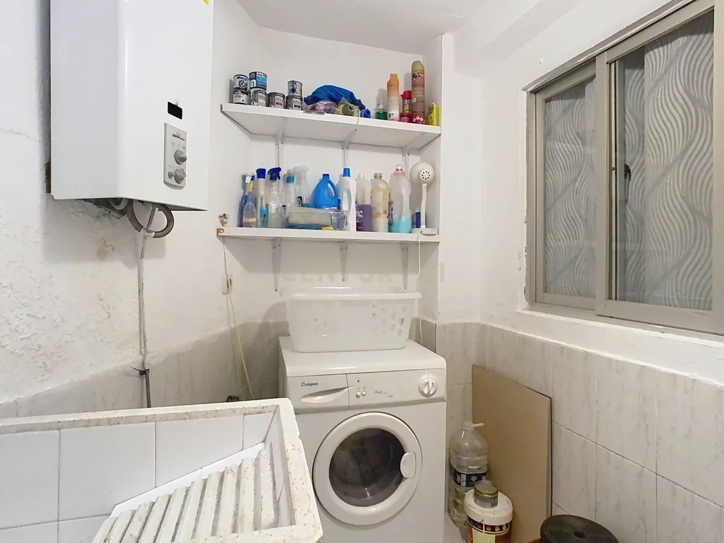 Apartamento Moderno em Álora, Málaga com Garagem e Varanda - Image 23
