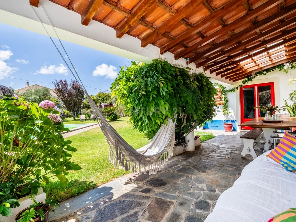 Moradia na Costa Alentejana de 4 Quartos e Arquitetura Tradicional com Piscina e Jardim – Odemira - Image 28