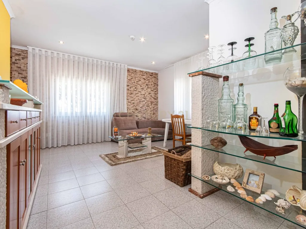 Moradia Exclusiva para Investimento em Quinta do Anjo, Palmela - Image 33