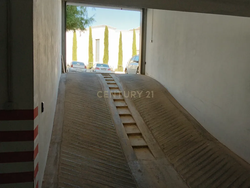 Apartamento T3 em Almancil, condomínio com Piscina, Jardim e Garagem - Image 30