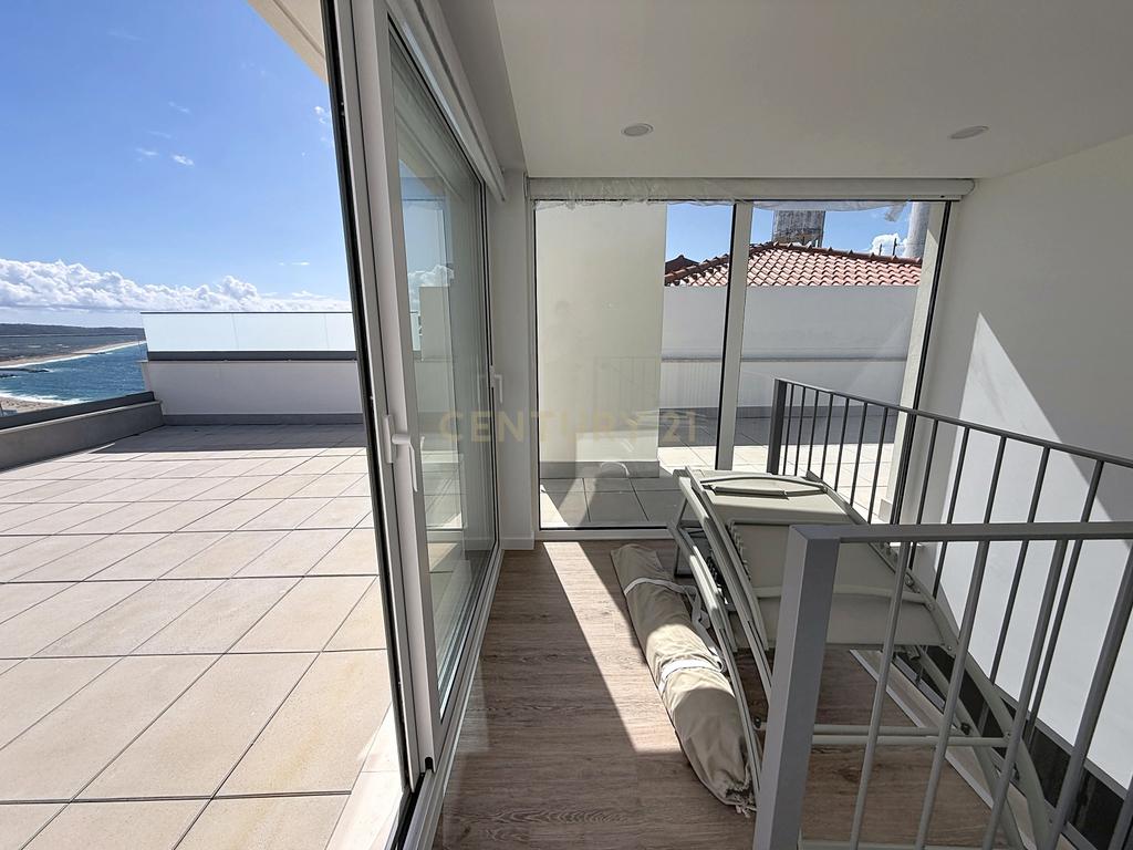 Apartamento Novo com Terraço e Piscina Privativa em Nazaré - Image 50