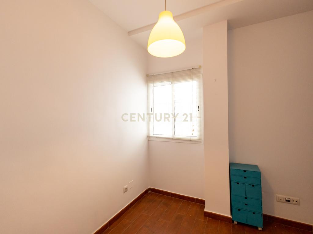  - Image 15