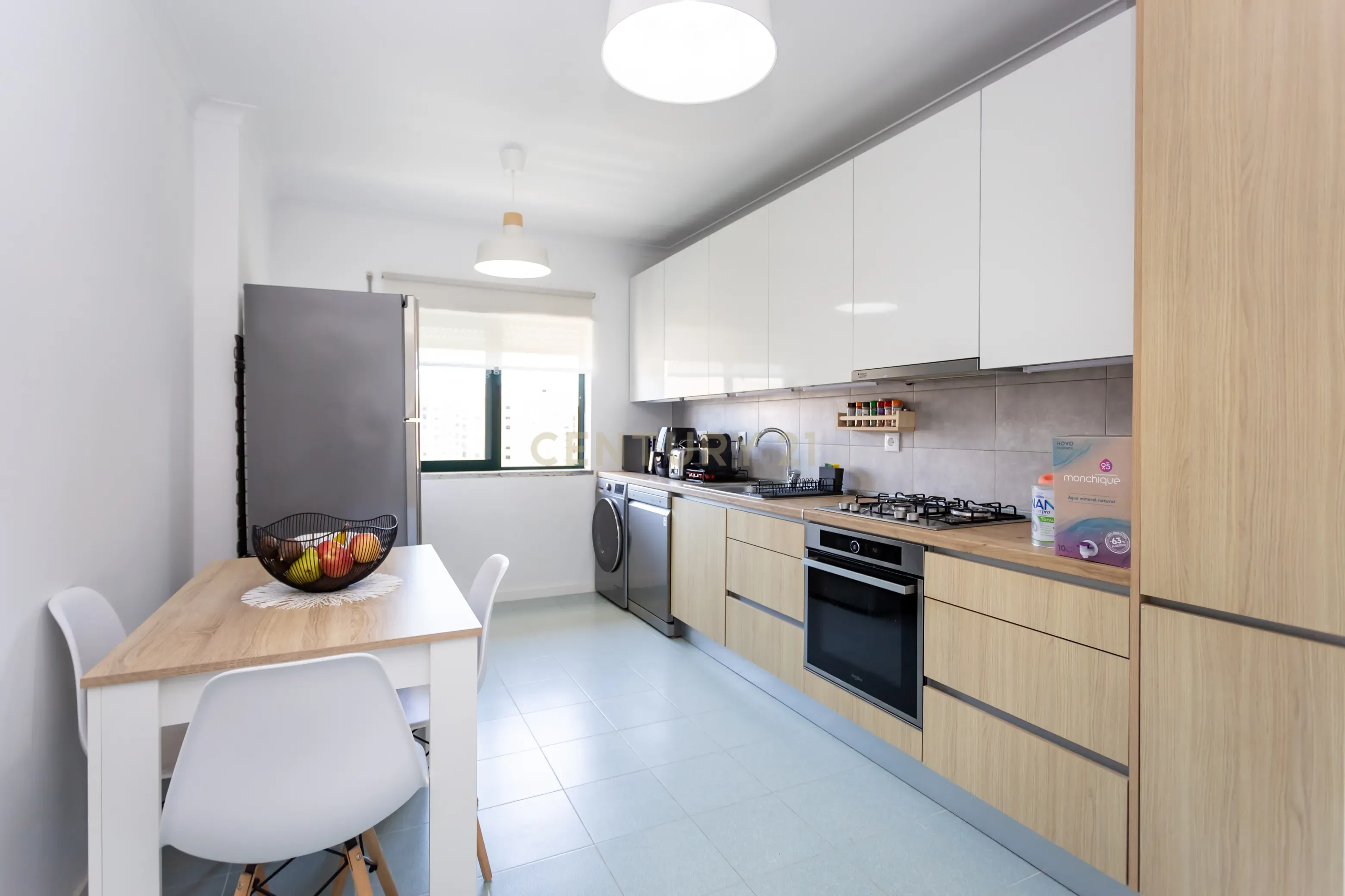 Fabuloso Apartamento T2 + garagem - Monte Belo Norte - Image 16